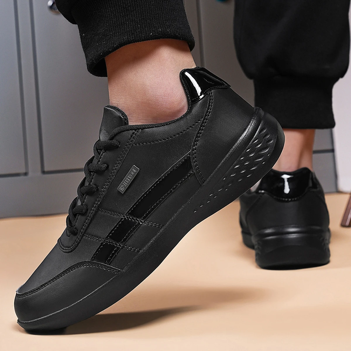 Leather PU Men's Shoes Sneaker - Badminton Shoes Men 评论和价格